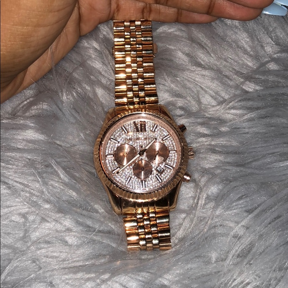 michael kors rose gold watch